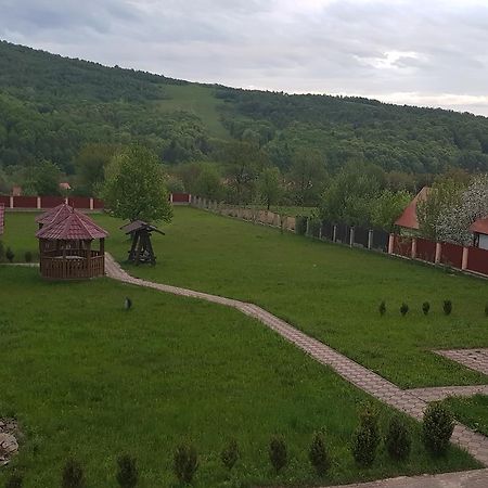 Lara Hotel Solochin Bagian luar foto