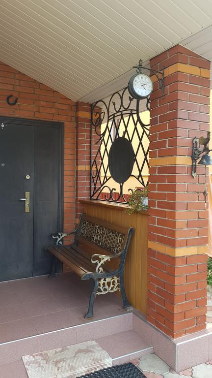 Lara Hotel Solochin Bagian luar foto