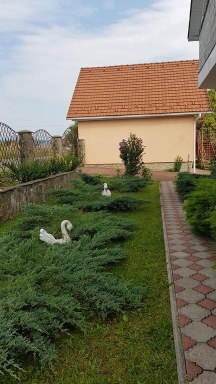 Lara Hotel Solochin Bagian luar foto