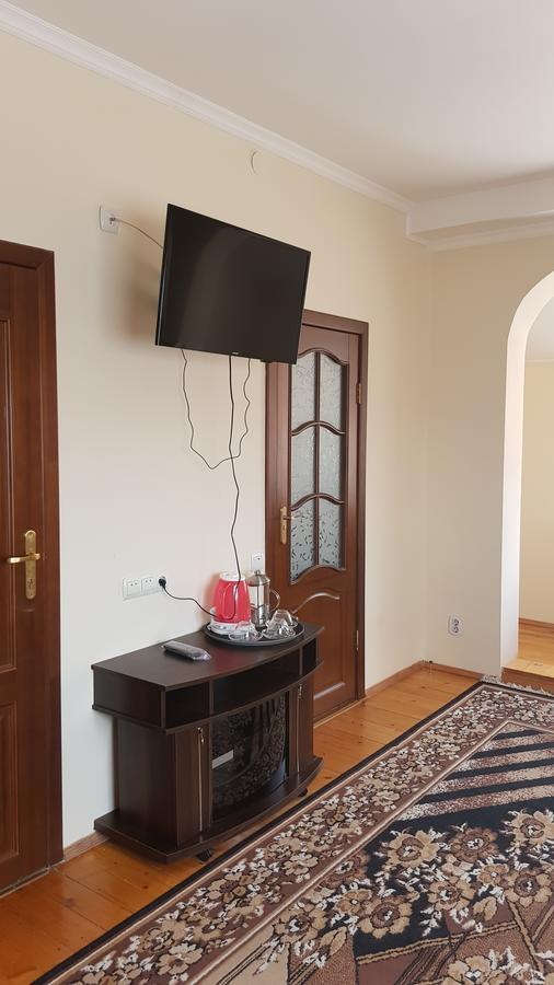 Lara Hotel Solochin Bagian luar foto