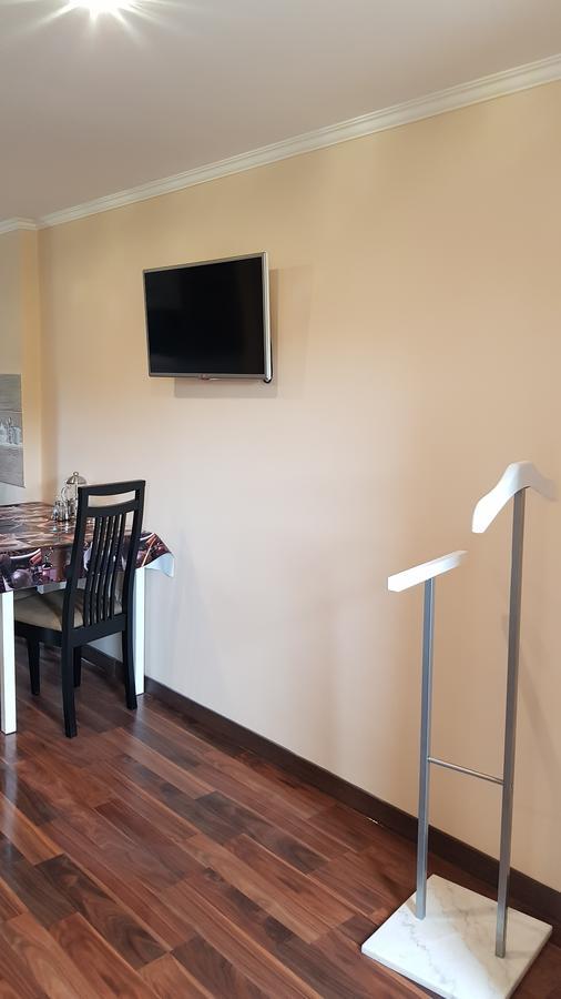 Lara Hotel Solochin Bagian luar foto